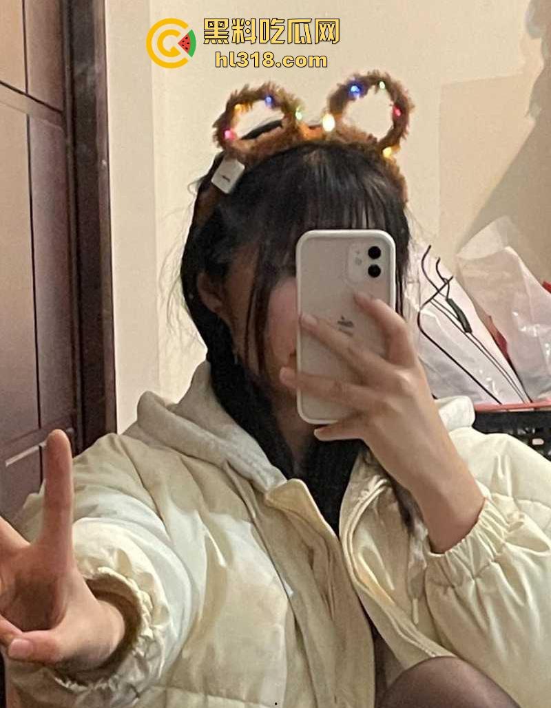 清纯反差婊【吕婧】不雅视频被前男友曝光流出，身材火辣淫劲十足，圆润巨乳诱惑爆表，被爆操直呼不够！