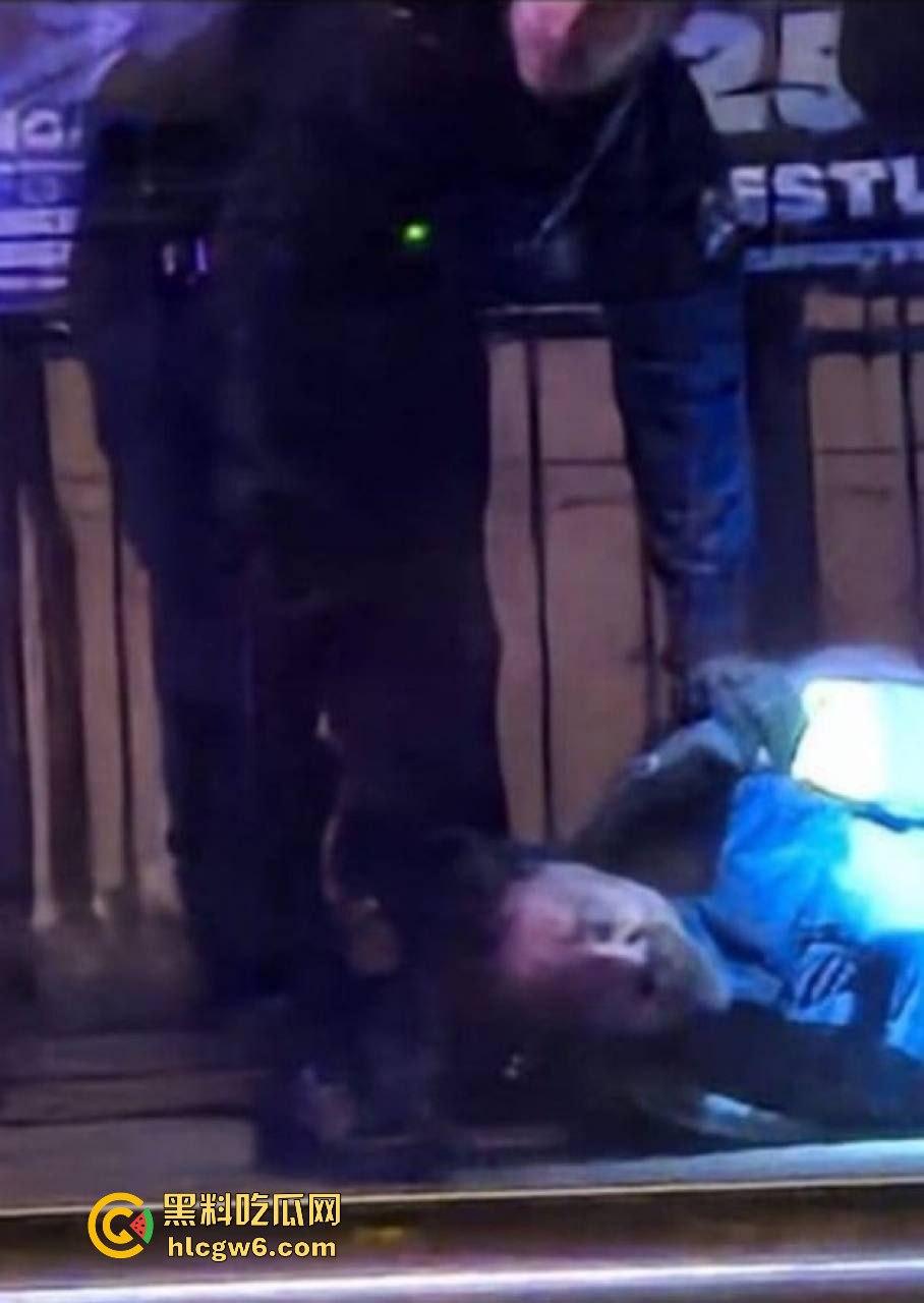 德国马格德堡发生车祸,一辆宝马车直撞向人群,疑似恐怖袭击!!