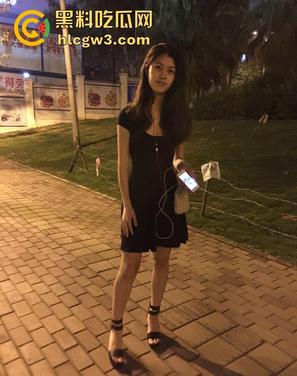 广西人妻竟背着老公约俩单男打野炮，3P啪啪现场大曝光，骚货狂嗨露出颜射直接喷满脸！