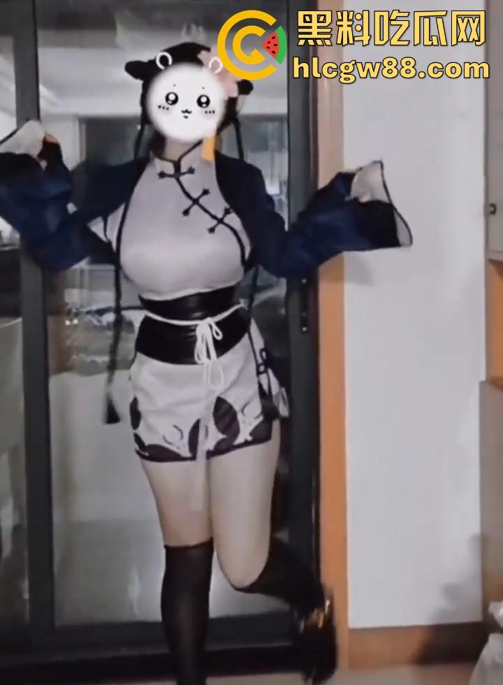 四川达州第十六中学在校高三学生【李诗颖】天生大奶母狗 喜欢二次元cosplay 自慰视频流出