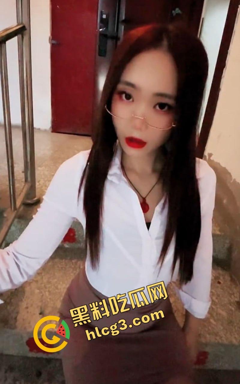 快手网红『元气学姐』全裸私拍流出,劲爆私拍暴露双重反差,脸穴同框自慰震撼爆料!