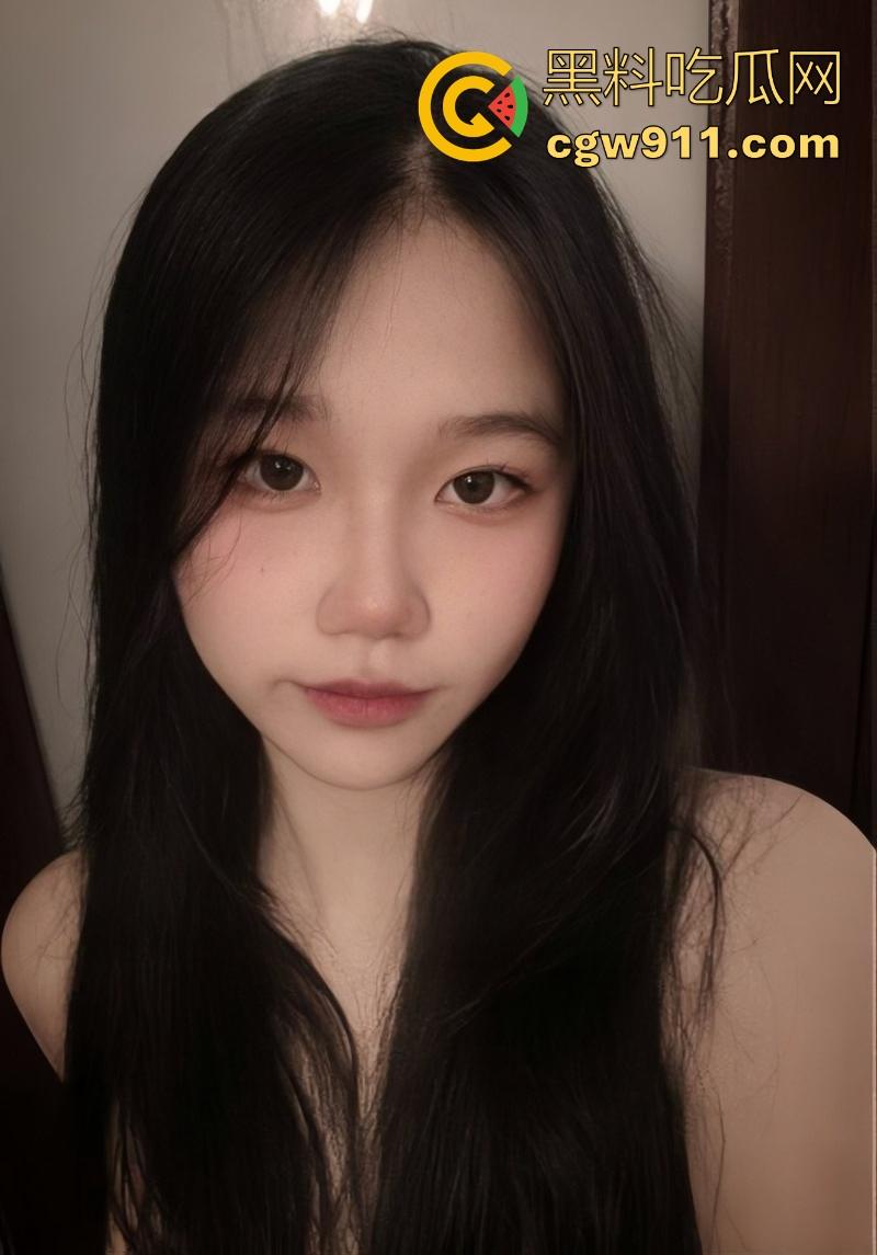 长沙理工学院【廖佳颖】清纯外表下淫荡母狗本性,女上位疯狂骑乘,骚劲像只发情的母狗。