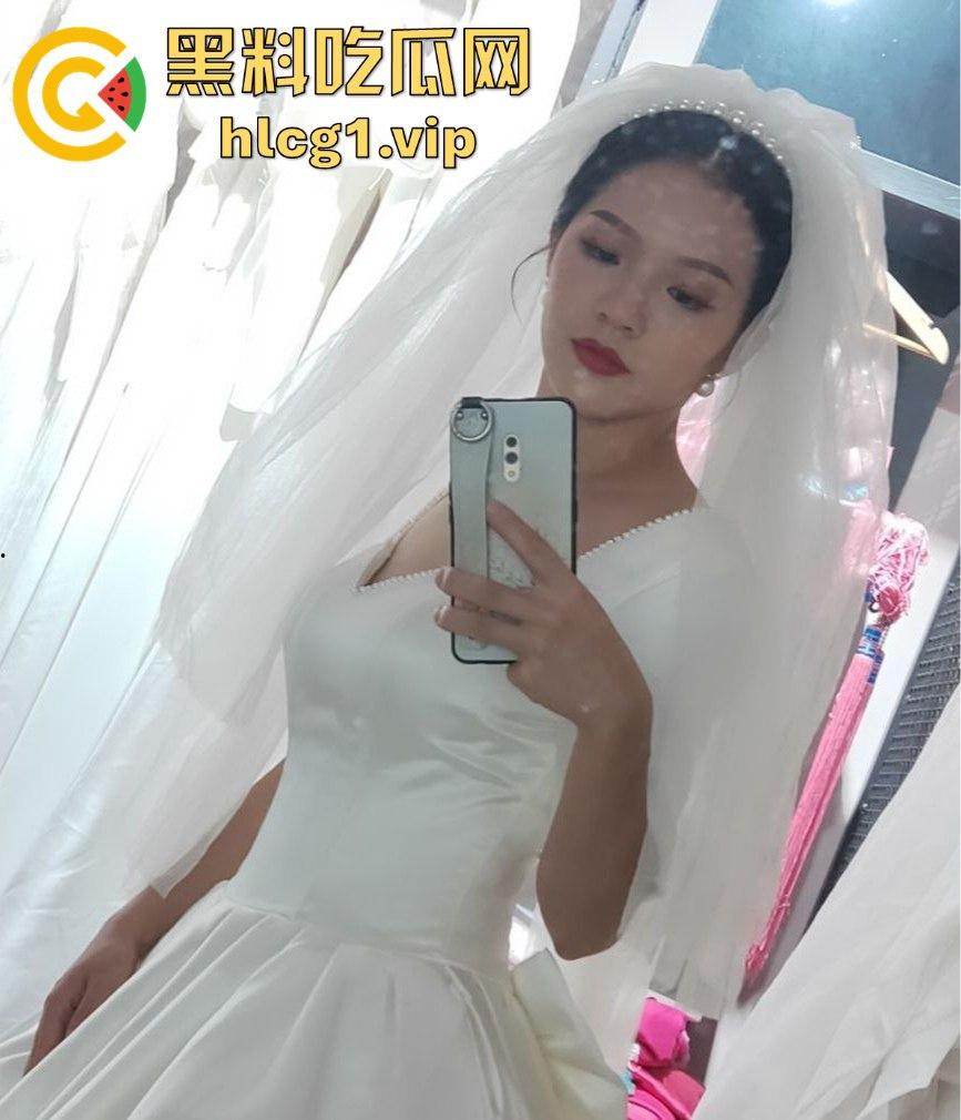 杭州少妇『钱莉』3P泄密！新婚期绿帽奴丈夫献妻玩双插！酒店内激情上演前后夹击双根齐入！