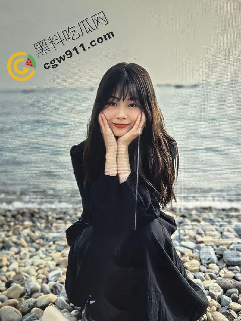 河南许昌新婚小夫妇婚假激情视频泄密！巨乳新娘情趣撩人，丈夫猛攻嫩穴，销魂呻吟震撼全网