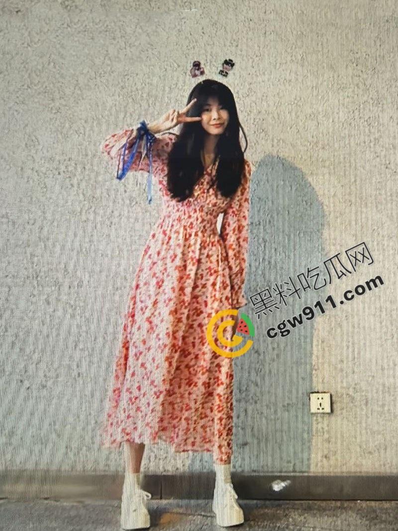 河南许昌新婚小夫妇婚假激情视频泄密!巨乳新娘情趣撩人,丈夫猛攻嫩穴,销魂呻吟震撼全网