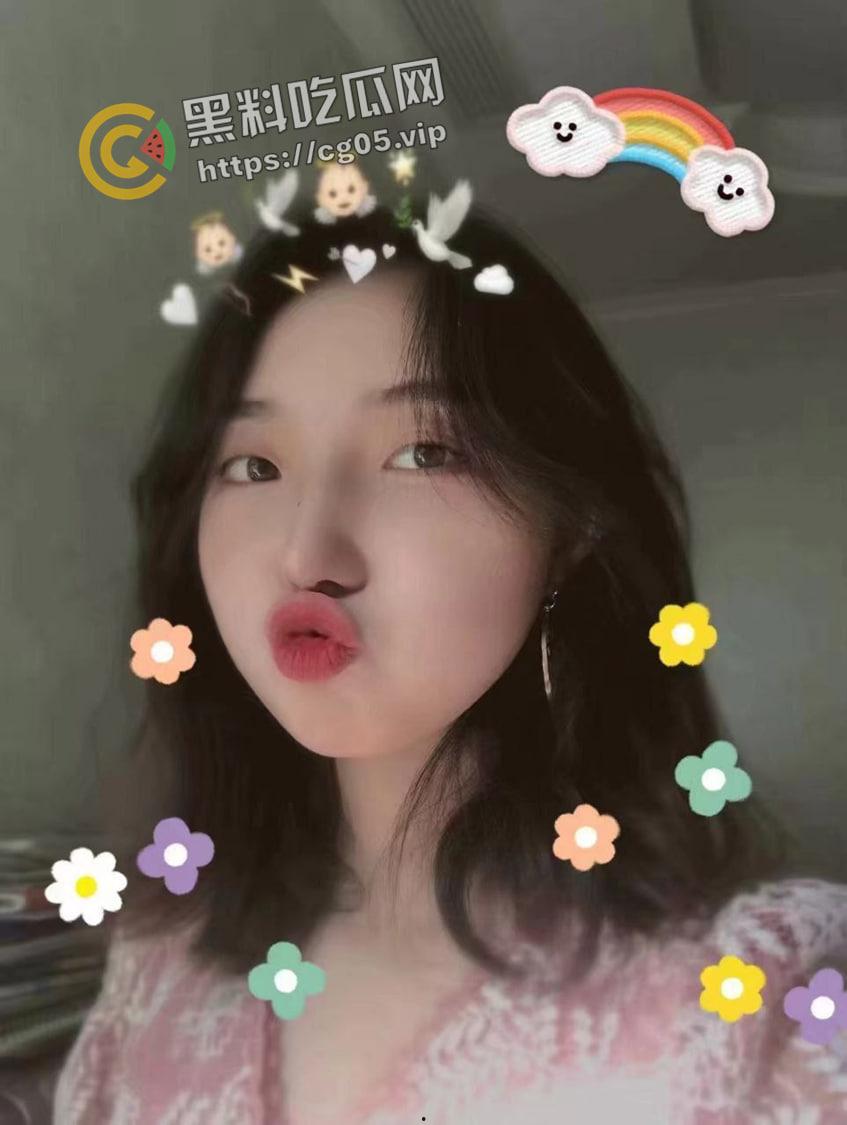 瓜友投稿!自己女神被猪拱了 因爱生恨将其视频流出 甜美妹子被肥猪暴击 惨叫连连