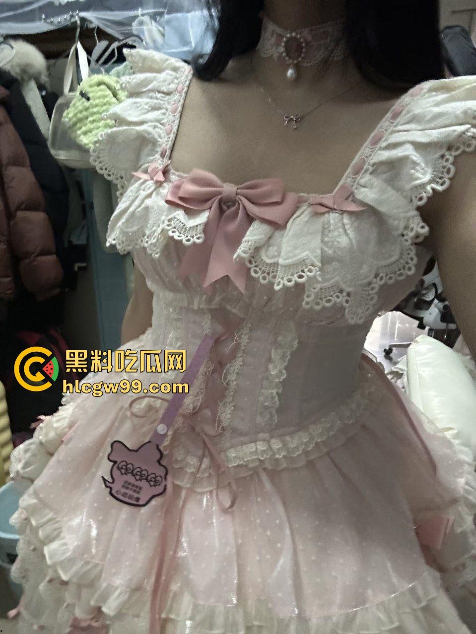 重庆化工职业洛丽塔骚鸡【黄娅】与体育生网友面基一顿饭就得吃,母狗模样口爆吃鸡吞精!独家流出!