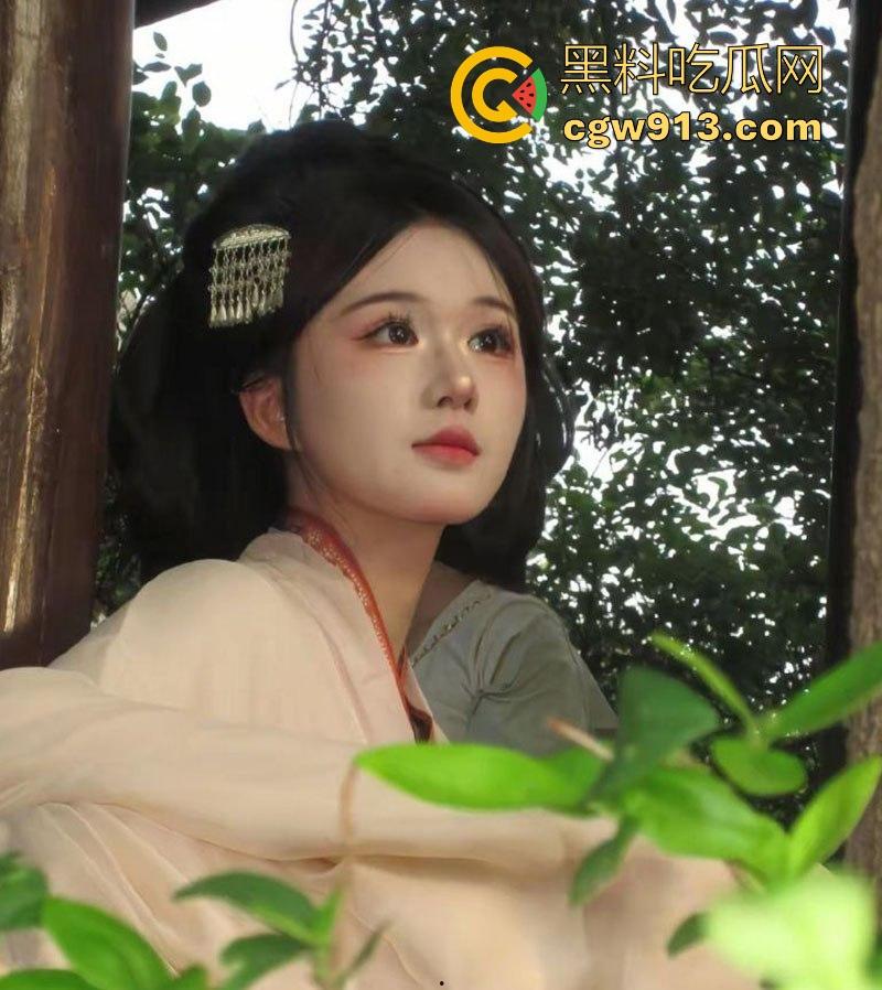 杭州师范学院【董雯琴】约炮成瘾私密视频流出，反差学姐露脸深喉吃鸡，火辣翘臀惨遭炮友猛攻！