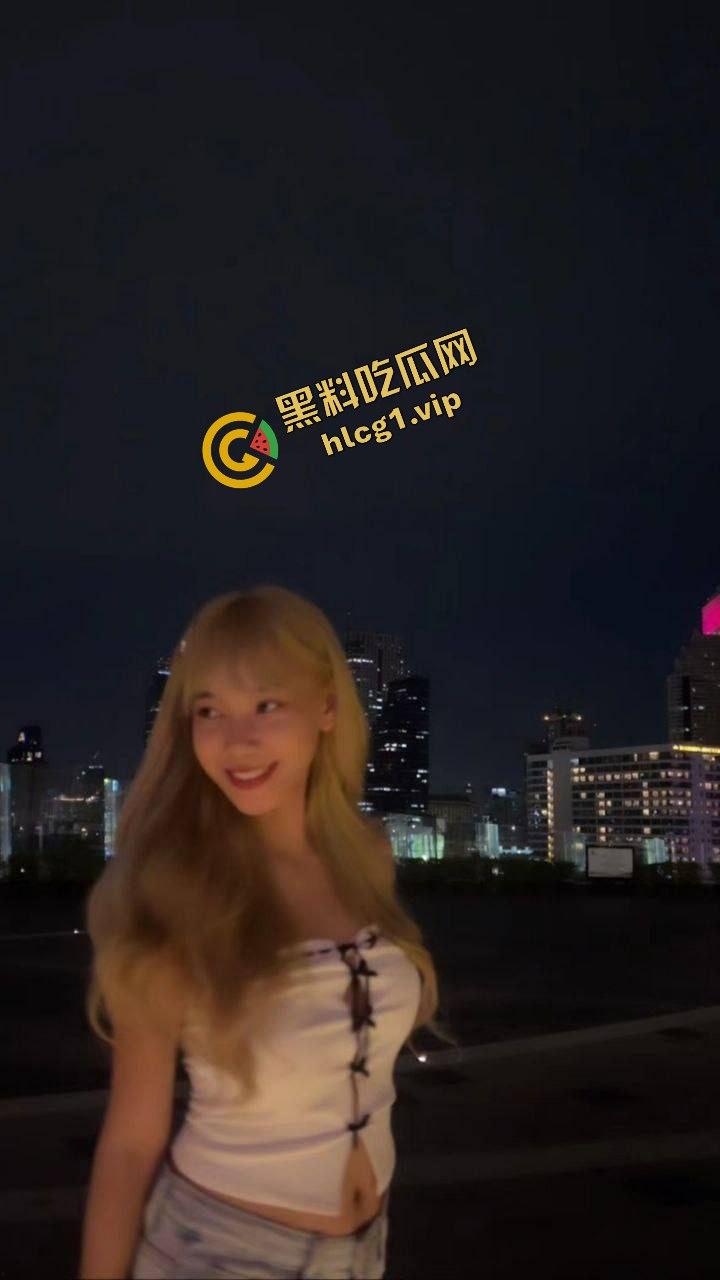 偷情的快乐谁懂!泉州反差婊贱母狗『罗丹妮』背着男友在外偷吃土豪大哥 惨遭曝光!