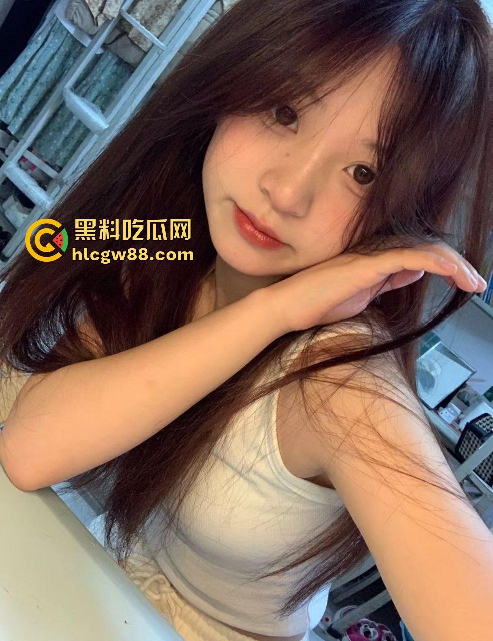 瓜友独家投稿曝光!山东女子学院美艳反差婊【赖欣怡】做了2次美甲就被推倒多体位无套爆操!