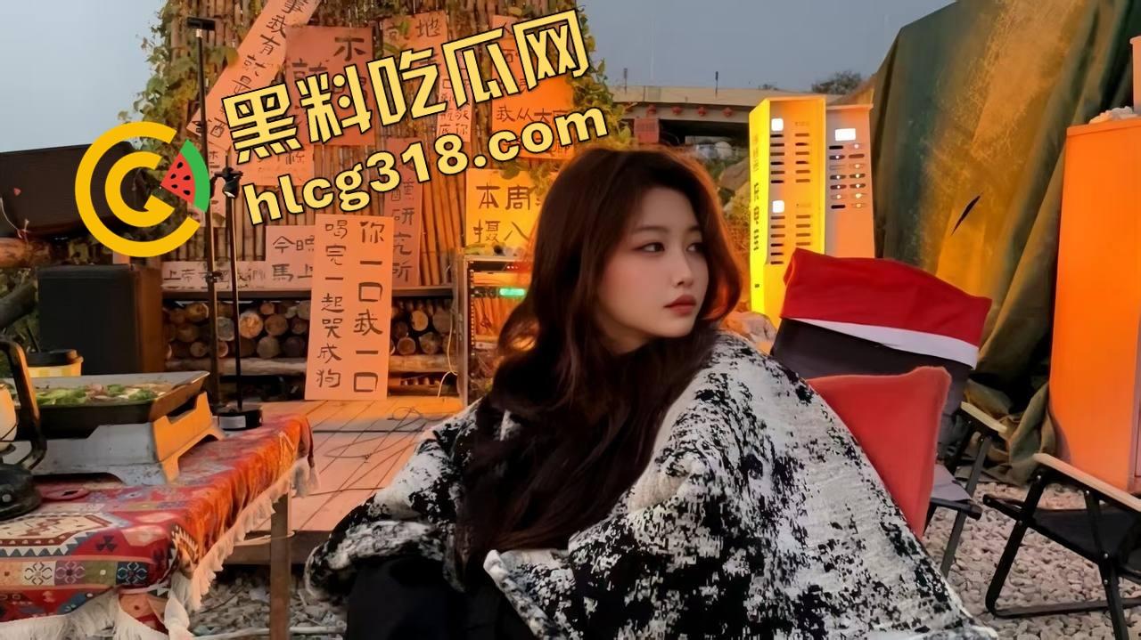 女友被操完回来复盘细节,当着闺蜜面喊爽,回来还细细讲给男友听,绿帽男听完差点哭着射了