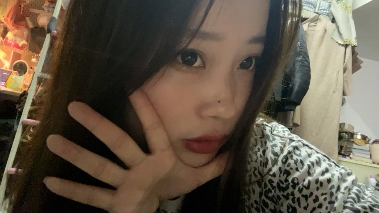 迷奸抖音上吊到的学生妹 太漂亮了 直接下药迷倒  粉嫩的小穴跟没开发过一样