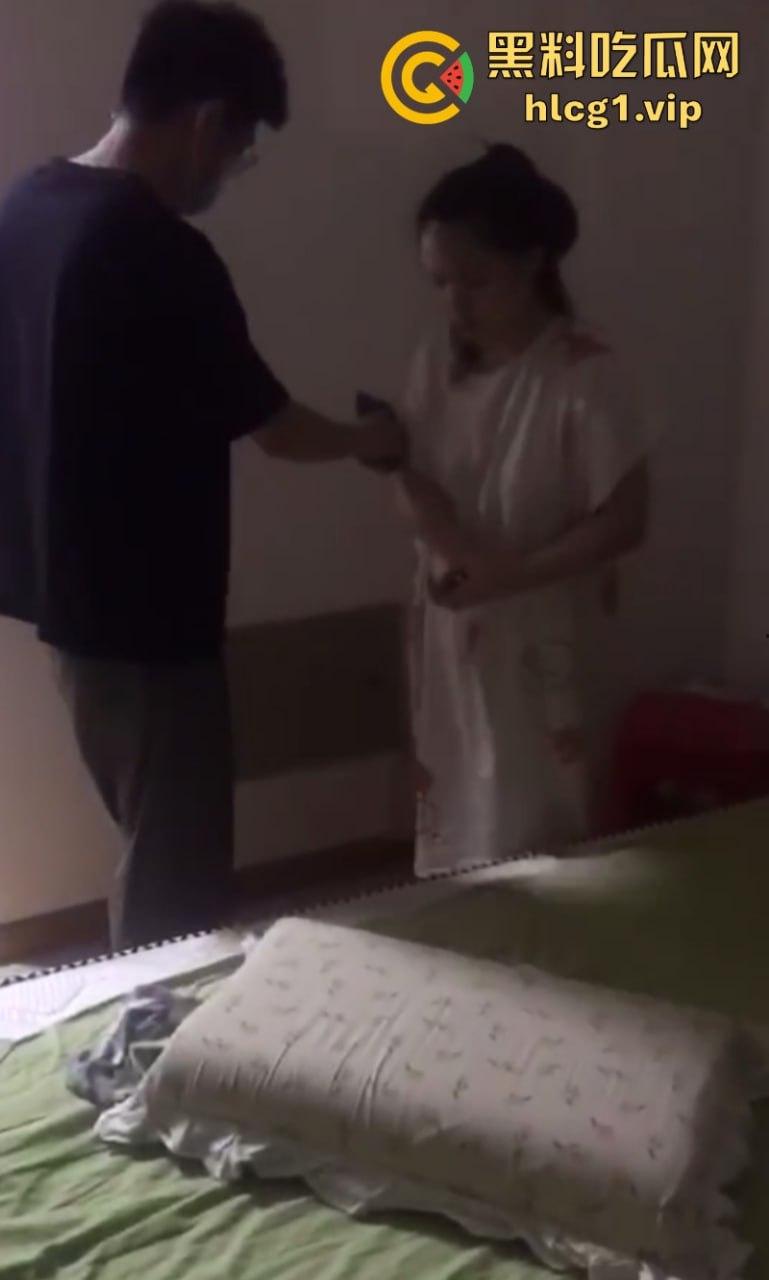 家花不如野花香!真实捉奸合集 堵在房间不管男女先暴打一顿!