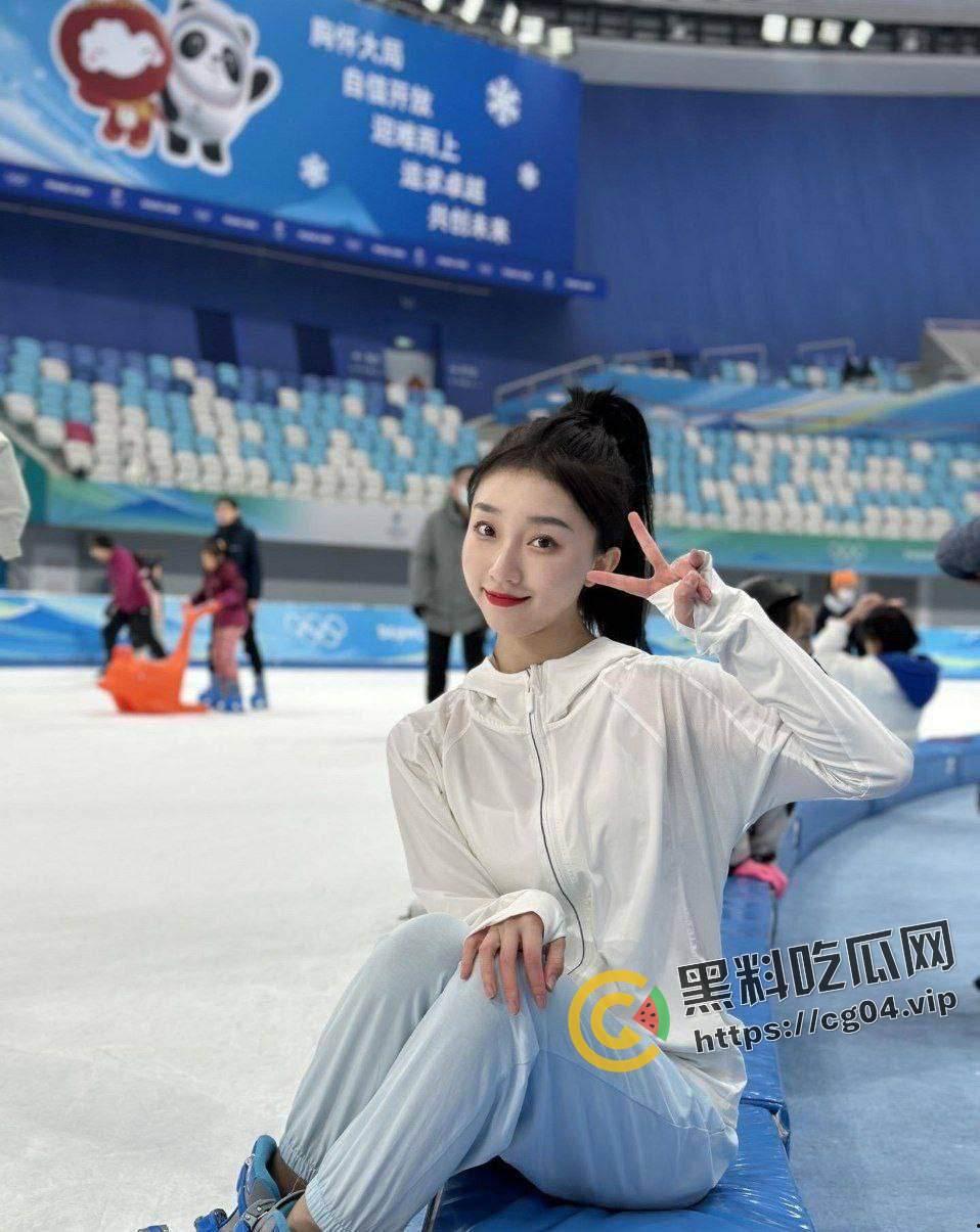 北京邮电大学校花 【曾媛】 反差婊视频曝光 每天都要舔蛋蛋