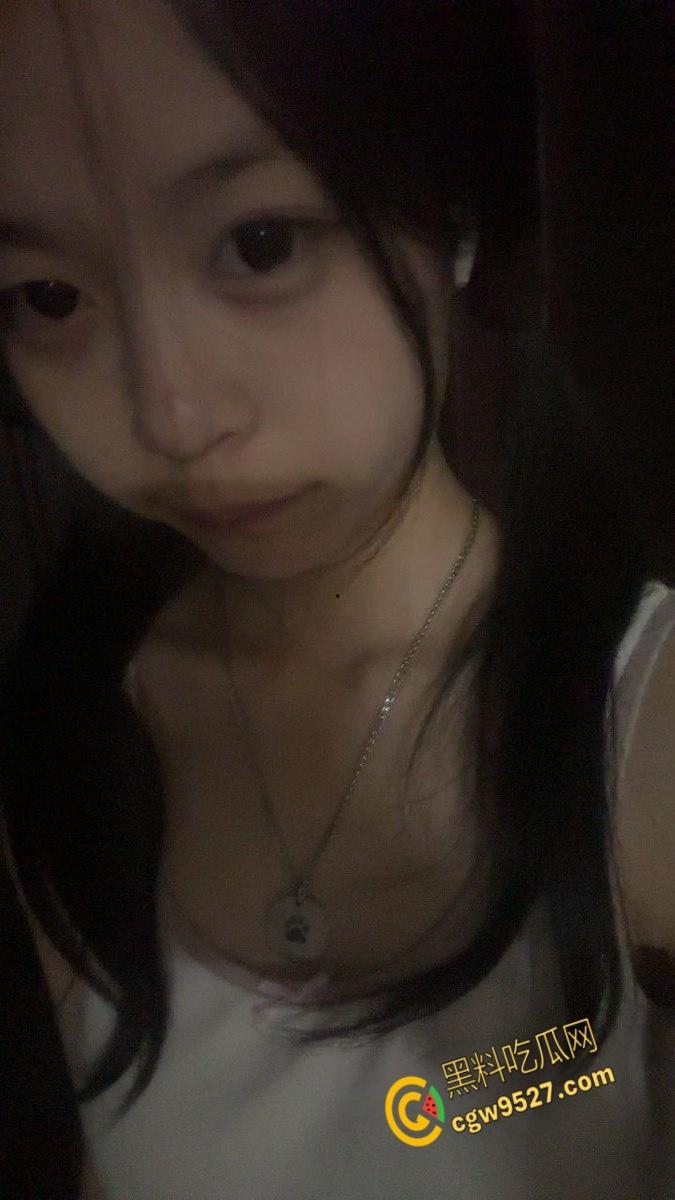 极品清纯女友【宋雨文】,微胖的身材干起来才是最带感的,托着蜜桃臀女上骑乘,呻吟声魅惑入骨 !