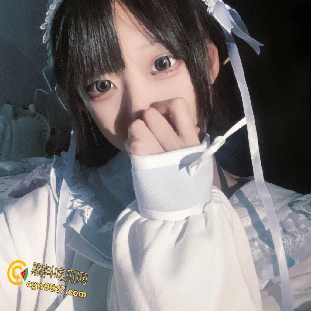 极品清纯女友【宋雨文】,微胖的身材干起来才是最带感的,托着蜜桃臀女上骑乘,呻吟声魅惑入骨 !