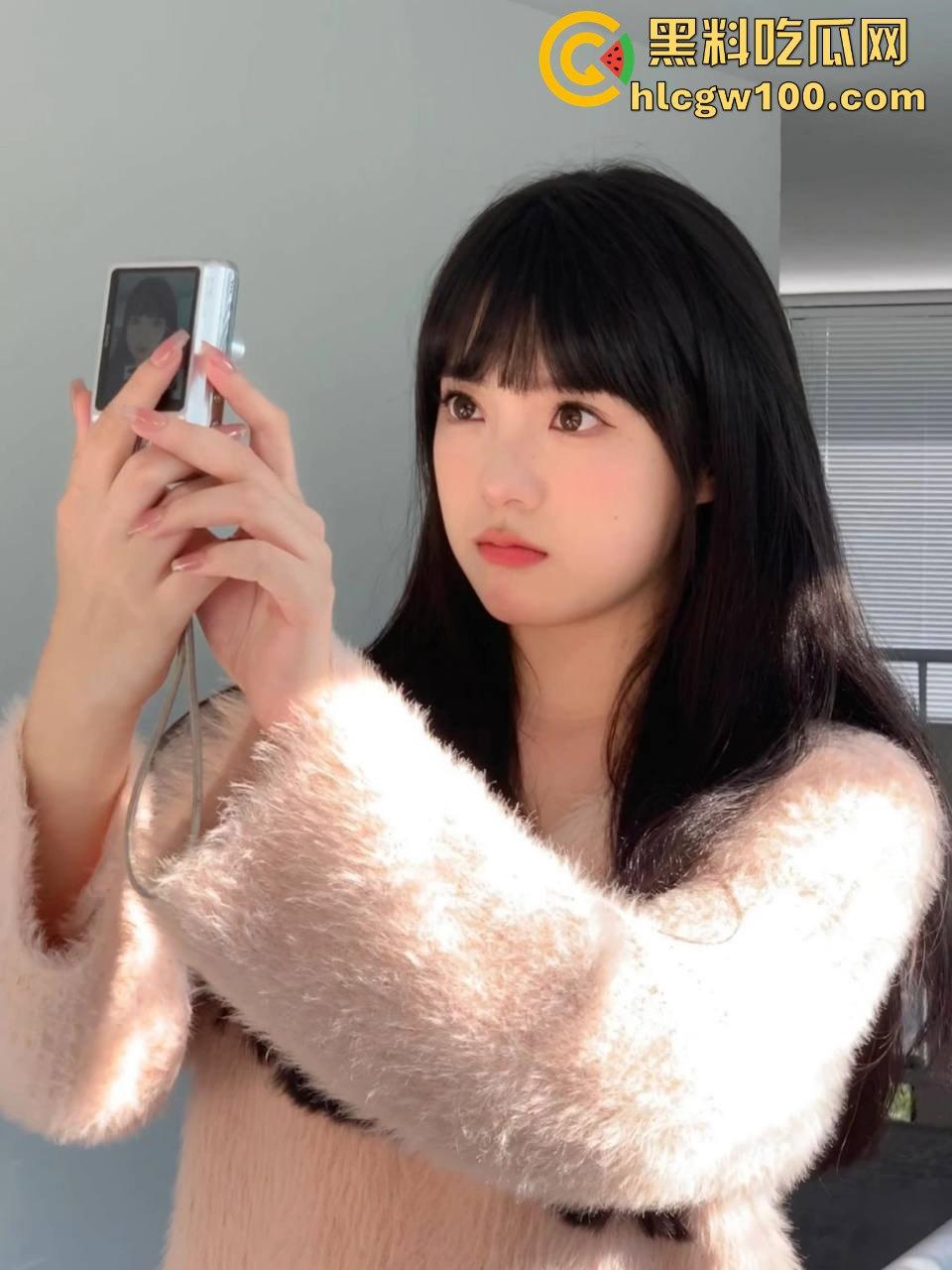 佛山摄影师无缝撩妹骚套路,模特来看猫变吃鸡,凭一只大鸡精准投喂直接搞到床上,兄弟们学废了吗?