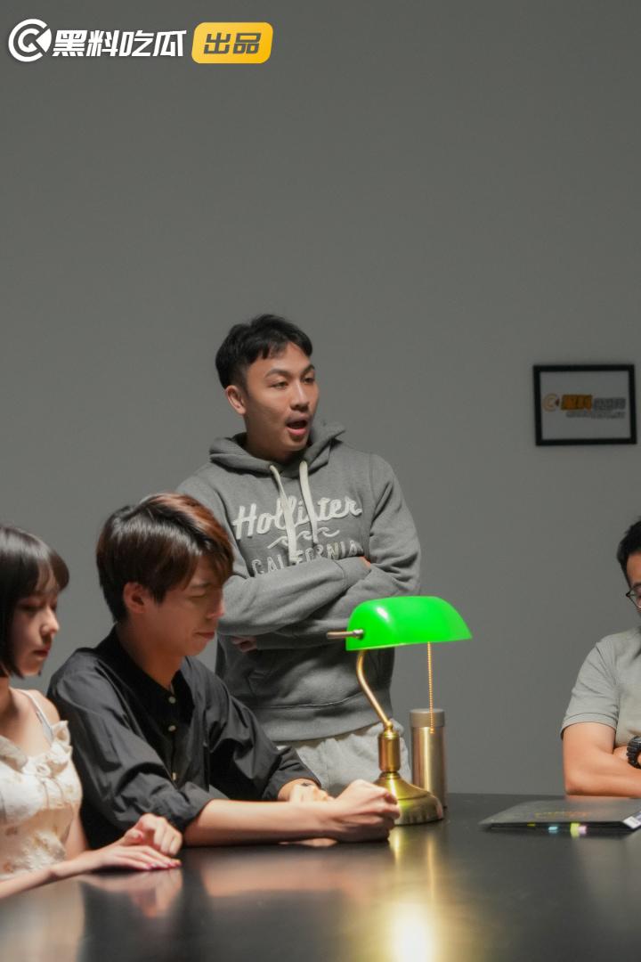 《疯狂小杨哥之三只羊的淫乱秘辛》正片第八集+幕后花絮 每日一集!精彩不断!