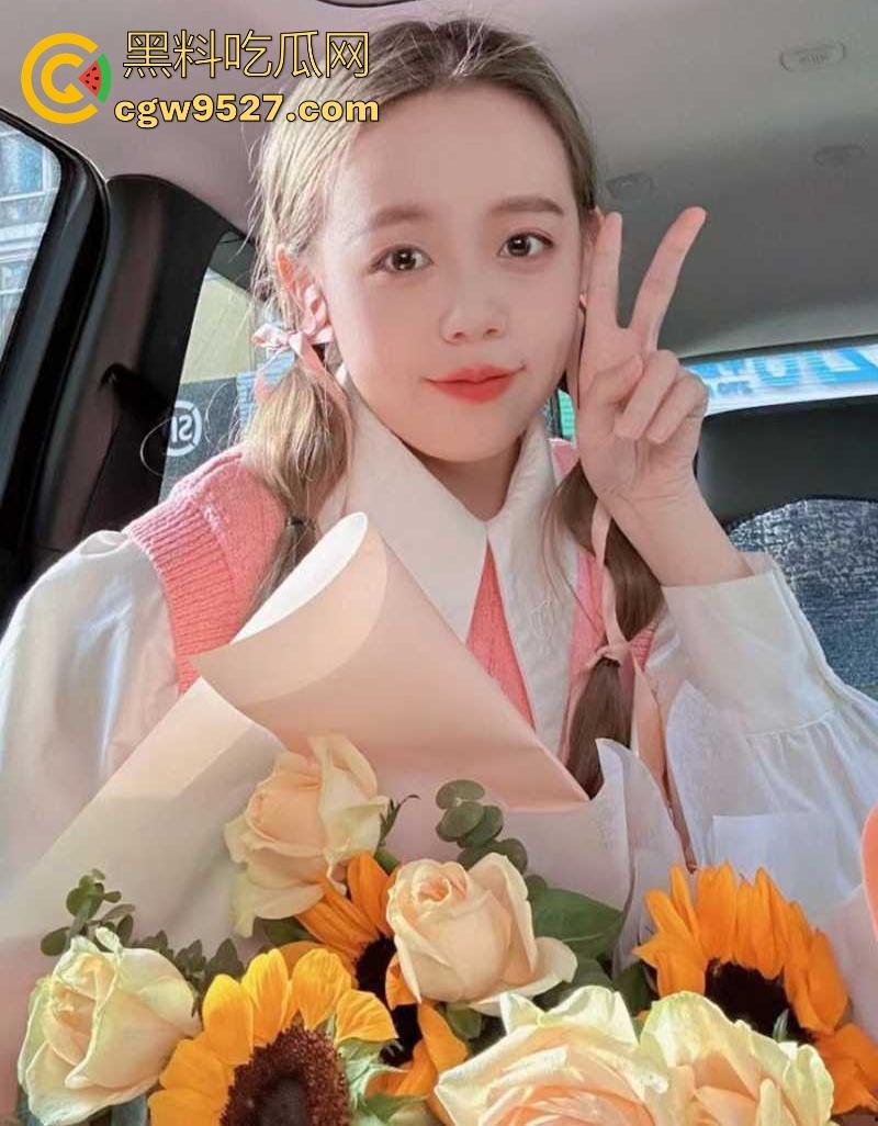 天津医科大学可爱女大【魏丫雅】不雅视频泄漏!清纯萝莉露脸骑乘,小贫乳摇摇晃晃,校园女神秒变反差母狗!