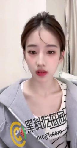 抖音500W粉丝网红 古风第一美人 黄玉瑶 直播时不慎露点 小葡萄真迷人 遭全网疯传!