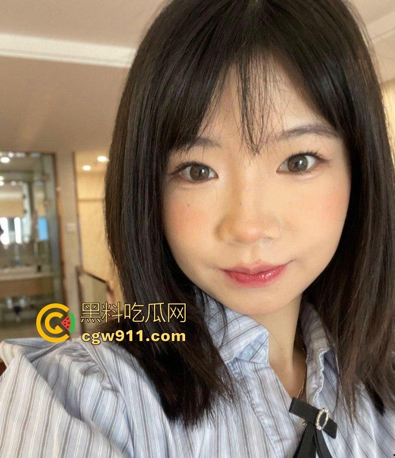 广州大学大二学妹【孙晓静】性爱视频流出，多种道具自慰，露脸口交深喉无套后入，彻底释放反差骚劲！