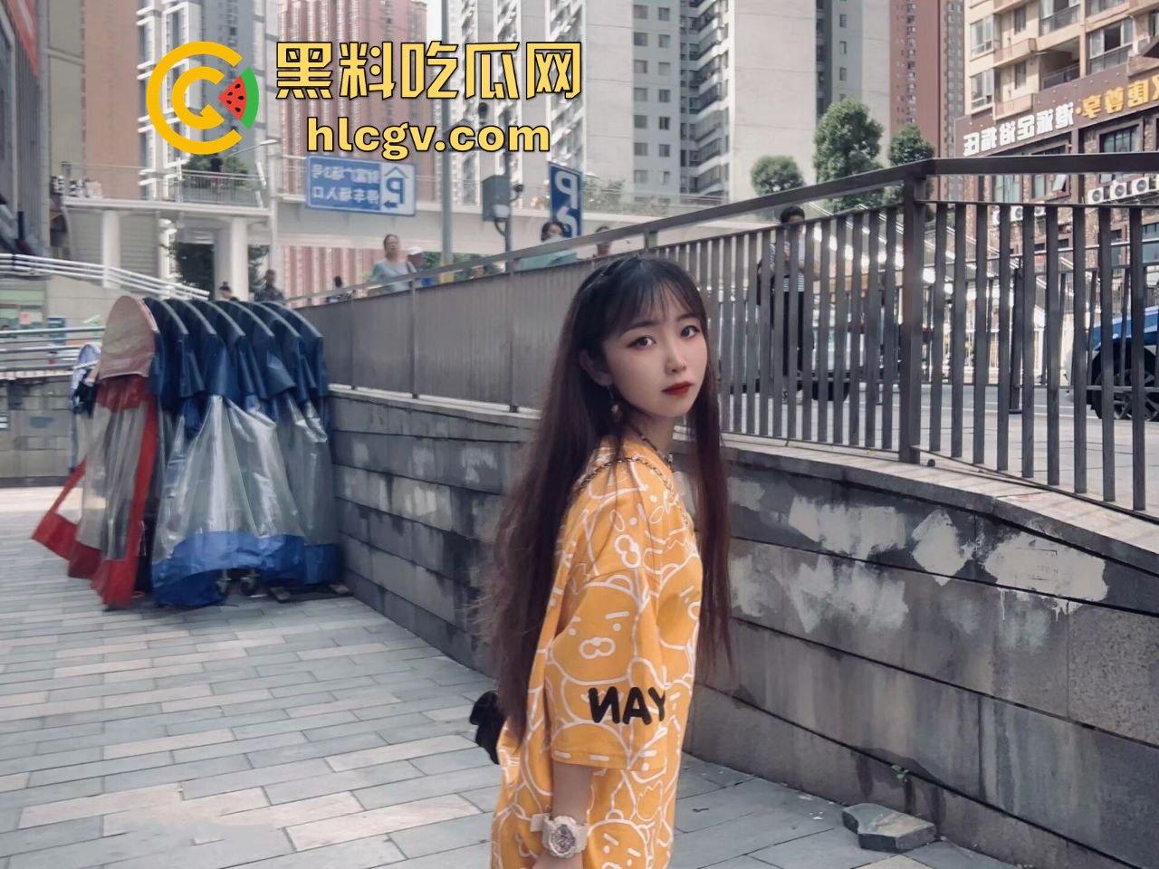 山东大学【刘温璐】疑似被偷拍不雅视频流出!长相清纯却放得开,骚劲十足让人瞠目结舌!