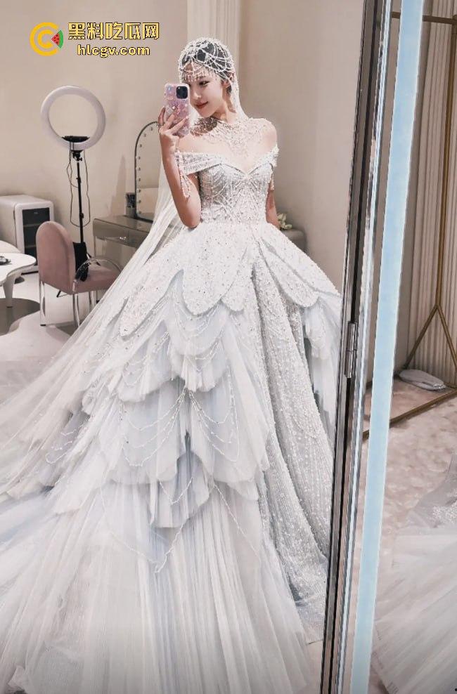 沈阳名媛『赵梓婷』抖音炫富擦边,却被曝遭大哥暴力输出,网传视频满屏肉便器既视感!