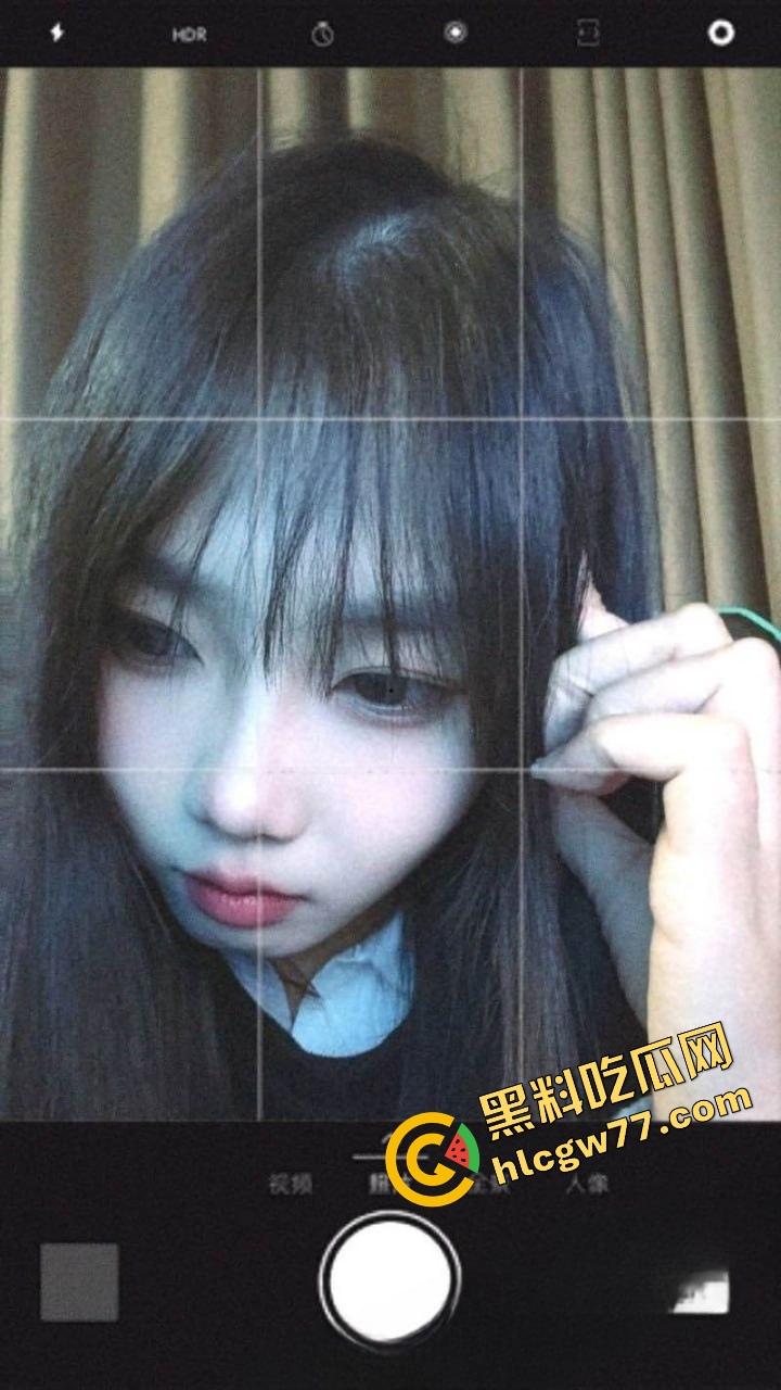 天津天狮学院『罗霜霜』白天啃教材,晚上啃鸡巴张开嫩逼直播喷水 高潮时自己还抽搐着打滚儿!