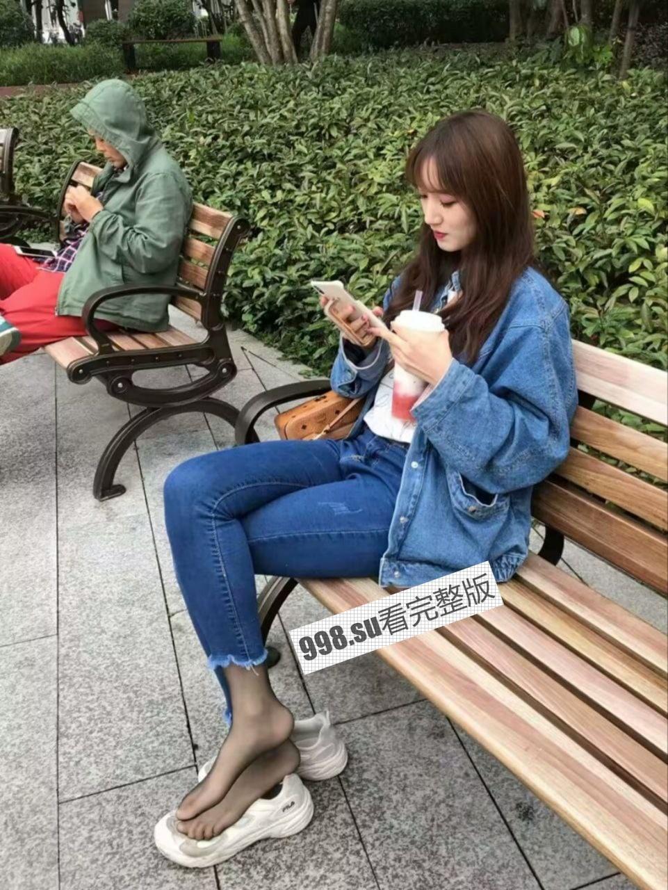 南昌大学经管学院大瓜 清纯校花商场试衣间性爱视频曝光