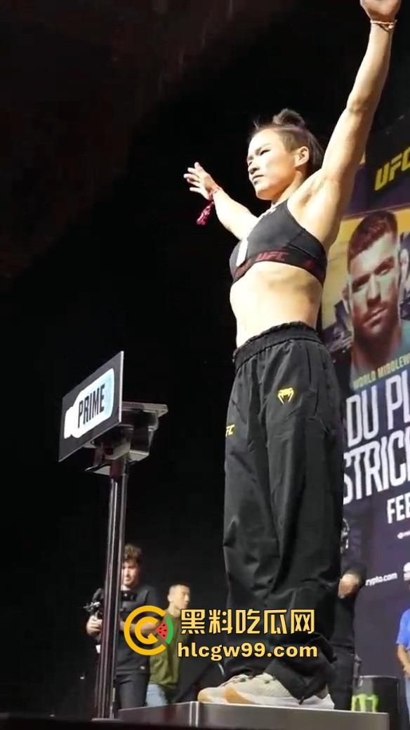 王者之名实至名归【张伟丽】UFC312鏖战五回合,生擒苏亚雷斯再夺金腰带彻底封神,双级霸主指日可待!