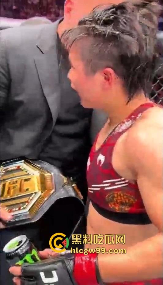 王者之名实至名归【张伟丽】UFC312鏖战五回合,生擒苏亚雷斯再夺金腰带彻底封神,双级霸主指日可待!