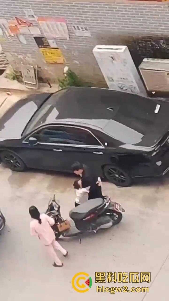 缅甸勐拉醉酒妹酒后倒贴闺蜜老公 强吻硬抱还蹭鸡 原配在一边无能狂怒