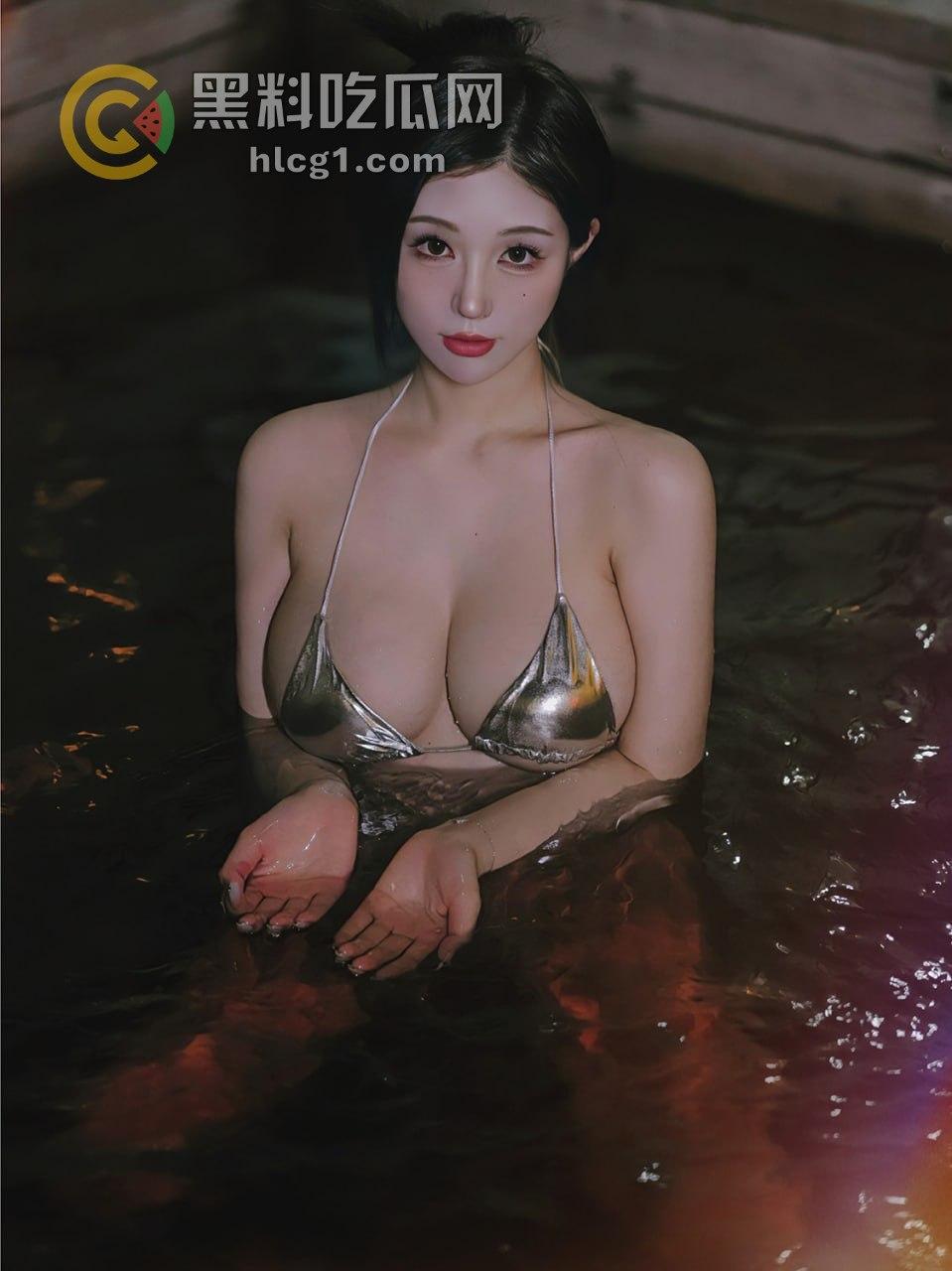 抖音大尺度福利曝光!顶级嫩模林一9头身巨乳狂野表现,引发全网热议