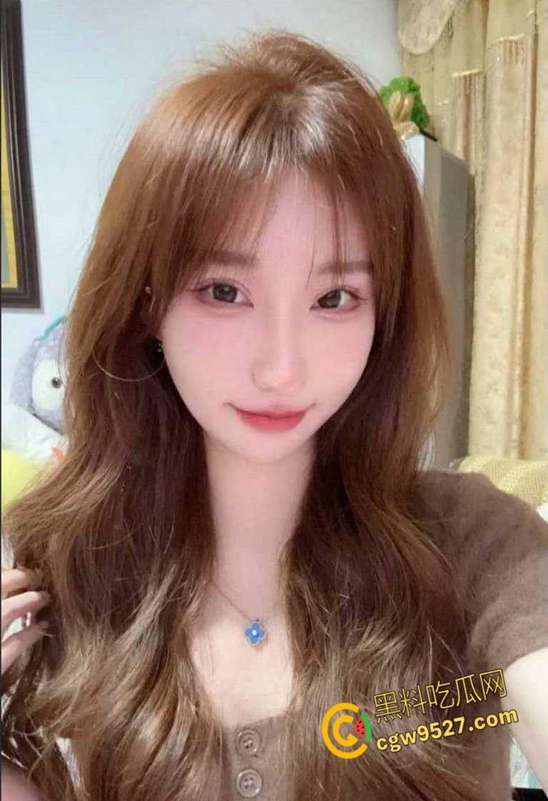 湖南耒阳奇葩小三,趁女主怀孕到她家和她老公啪啪,被抓到还说是被强迫的,耻辱视频全网疯传 !