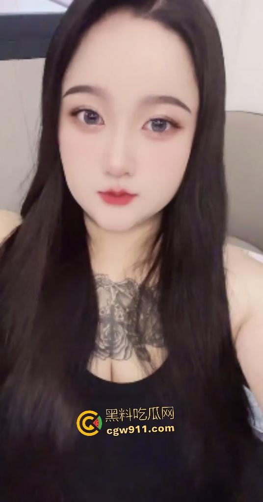 抖音反差纹身巨乳妹【雅缇俪娜】小虎牙,露脸自拍被大哥压榨大奶狂操,胖乎乎身材好处多多!