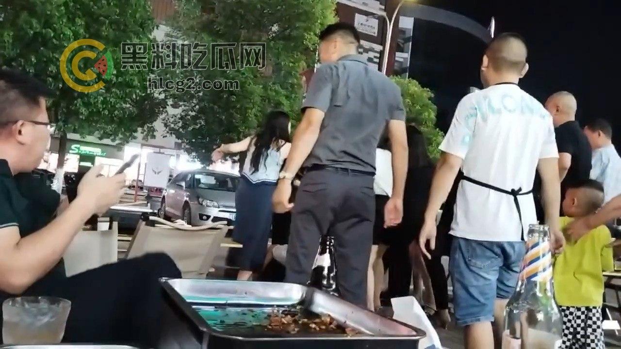 成都市惊爆丑闻！原配被小三暴打，老公竟然助纣为虐，家庭伦理剧原来如此狗血！