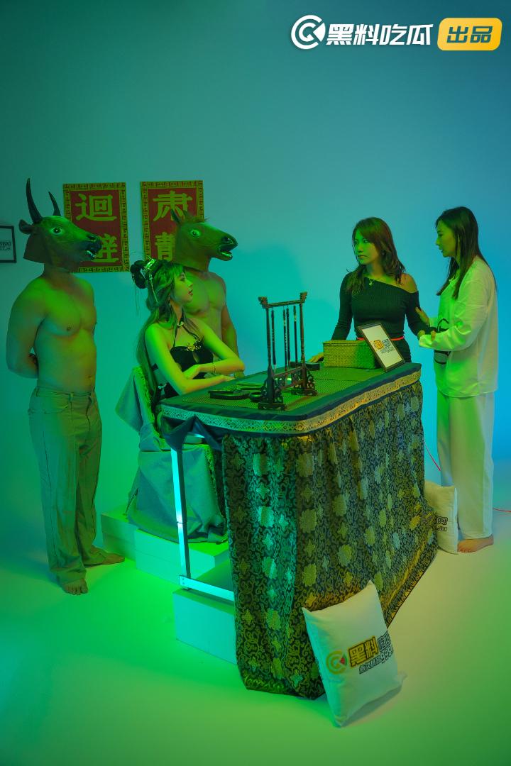 黑料吃瓜网出品-《大小S超时空重逢:多P鏖战淫乱地府》EP03-五一特播短剧!