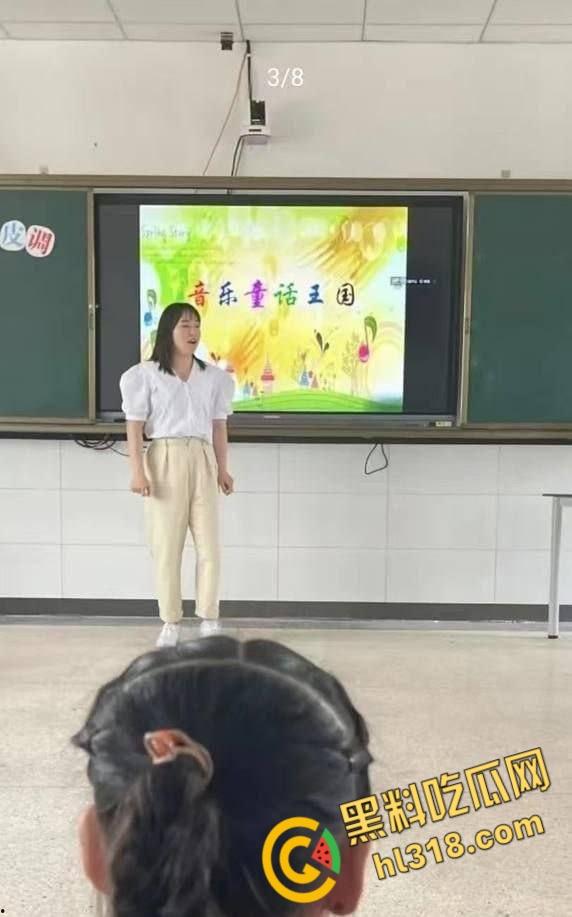 浙江苍南音乐老师【洪冬暖】,出轨肌肉猛男被抓,原配带队酒店掀翻床戏,对白暴揍场面超燃!