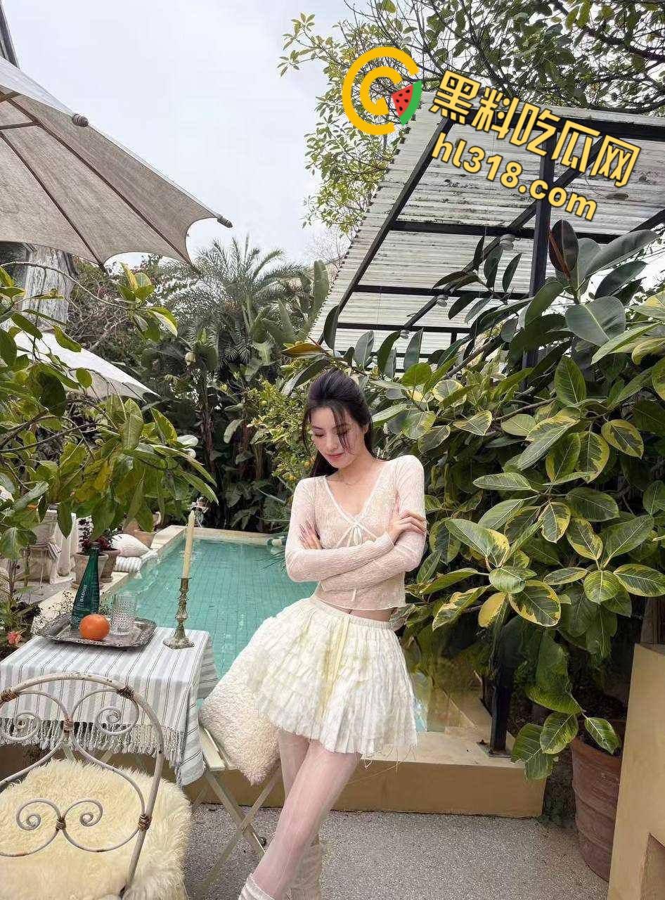 浙江苍南音乐老师【洪冬暖】,出轨肌肉猛男被抓,原配带队酒店掀翻床戏,对白暴揍场面超燃!