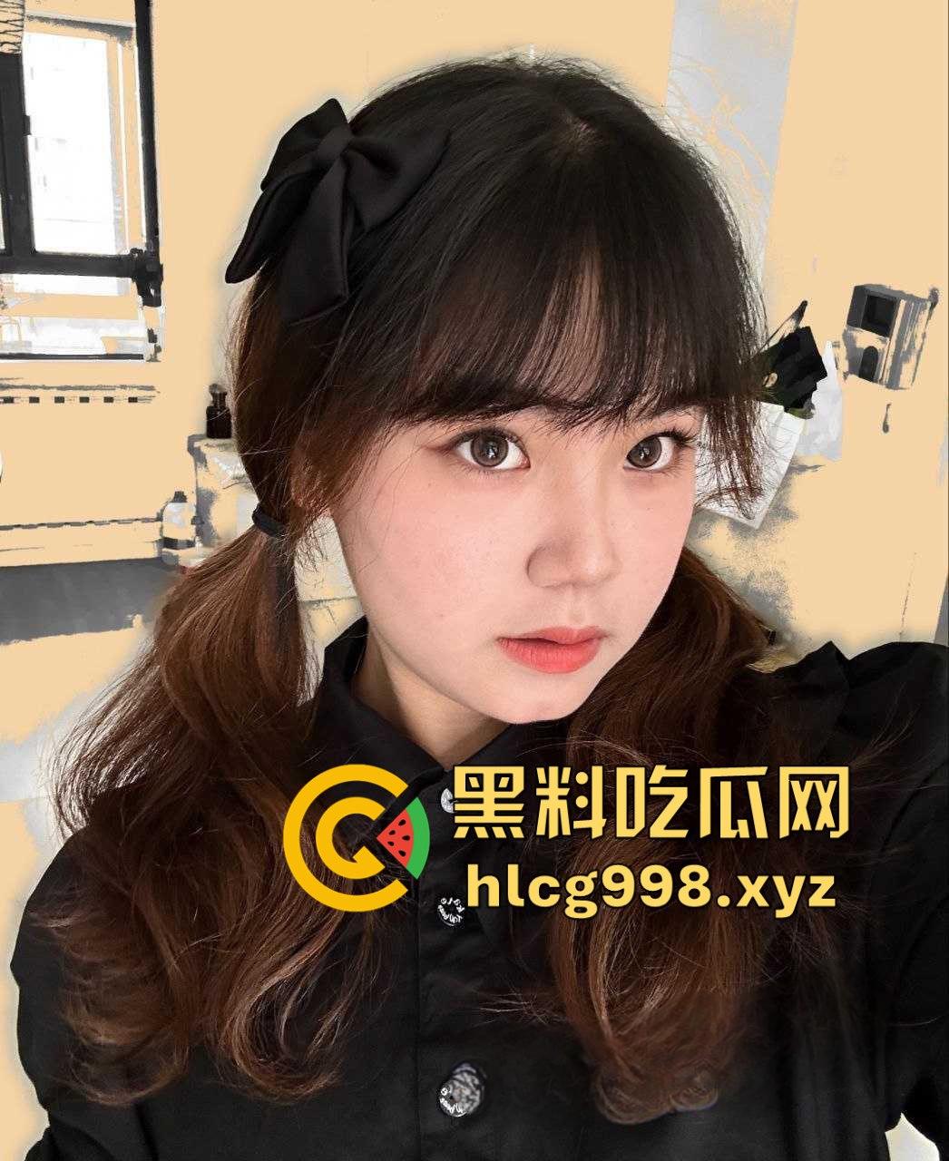 湖南女大学生【孙奥奥】无套内射,娇小身材只为金主敞开骚穴,女神成了圈养工具!