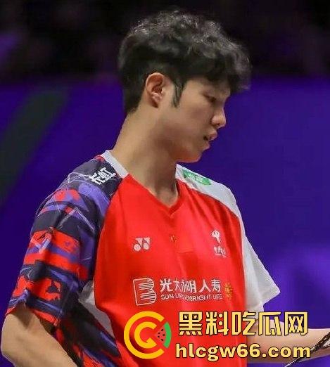 中国国家羽毛球队运动员【何济霆】未回应脚踏几条船事件 有被再爆出黑料 发视频大发脾气咄咄逼人！