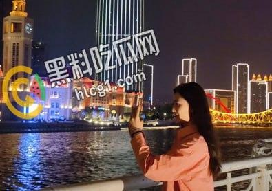 兄弟分享自家清纯清纯反差女友 吴婷婷 又纯又骚 贴心给男友口交 扒开内裤展示粉嫩小穴 虽然长得一般 但是她骚啊