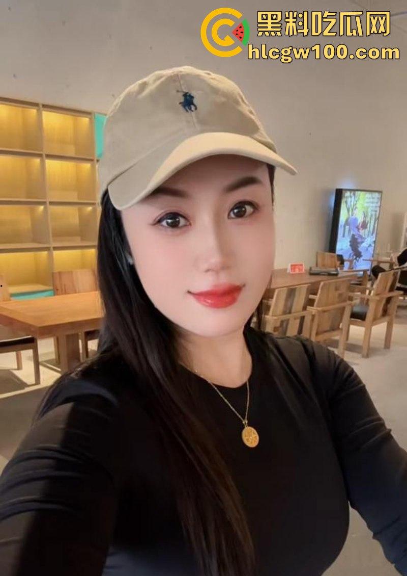 抖音健身网红『蓓蕾秋语』不雅洗澡自拍视频疯传 这翘臀太顶辣到爆 15cm以下兄弟直接劝退小鸡鸡 !