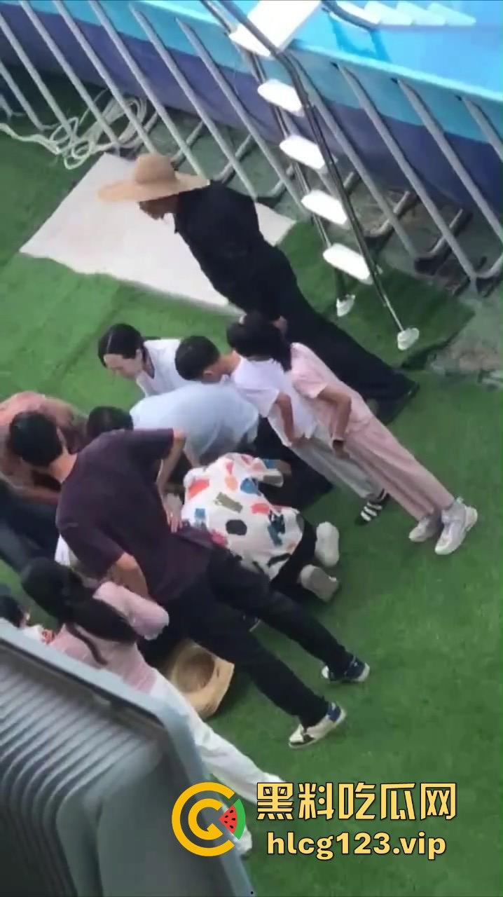 汕尾海丰惊魂大瓜!妈没看住孩子,男孩溺水沉底命悬一线,最后捞上来才捡回一条命!