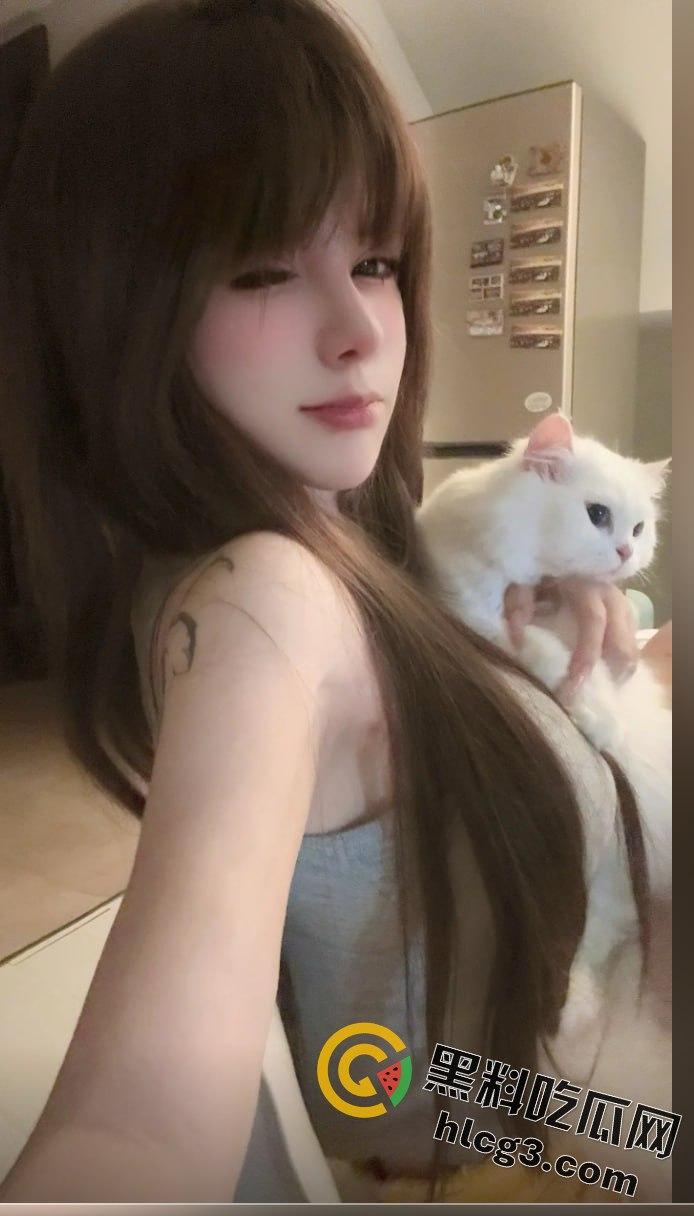 前妻工作室)8月最新会议室大秀5部,一部比一部精彩