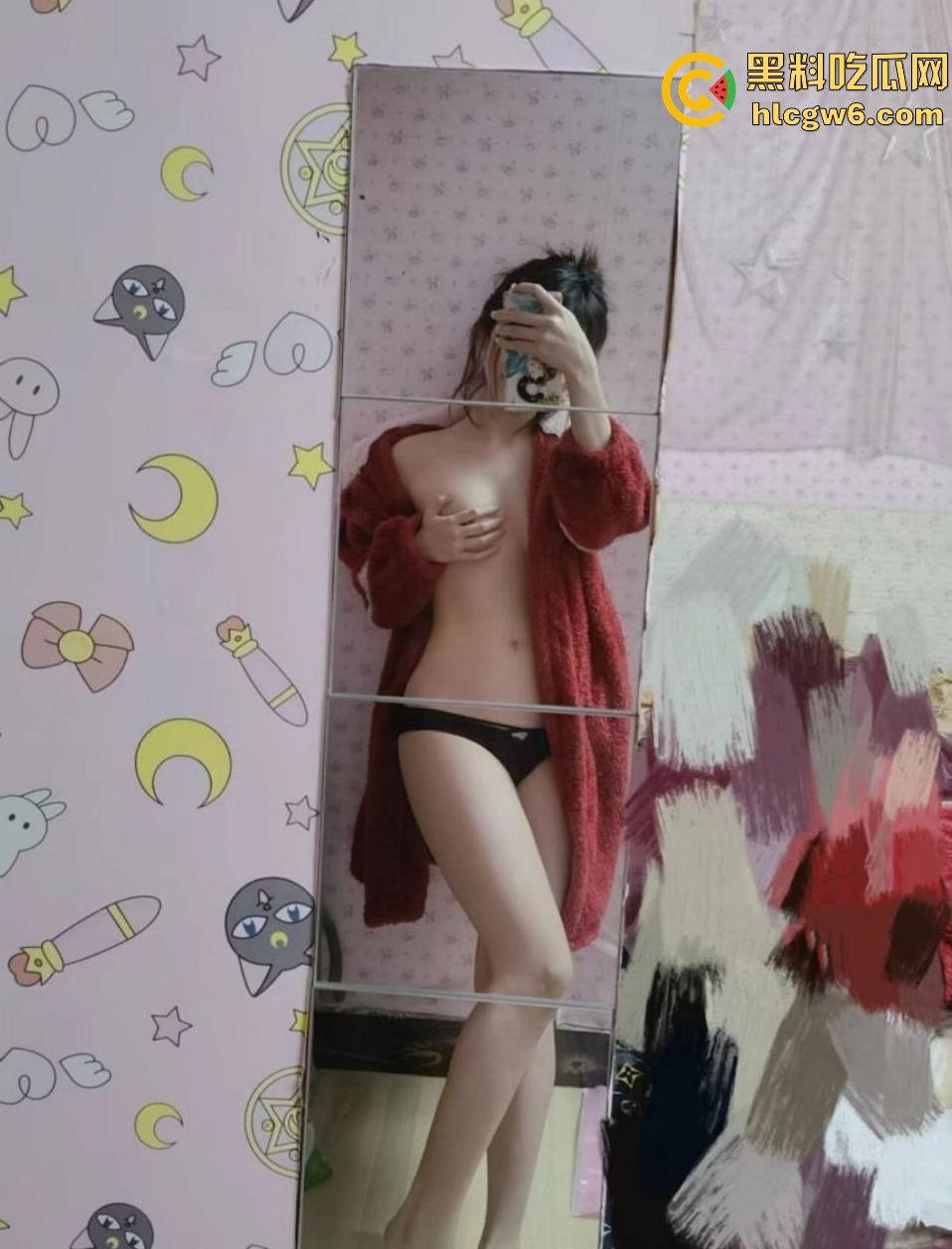 全网疯求,浙江清纯可爱网红【MIKU白】自拍性爱1分34秒视频被曝光,精选网红系列。