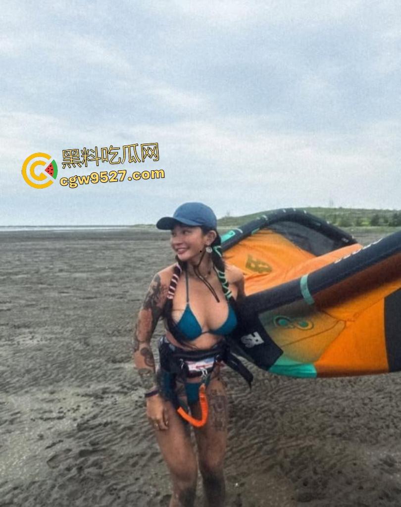 42万粉潜水教练【梁云菲】,因要会员续费,不得不贡献身体,被操得表情很难受,潜水多了逼太紧?