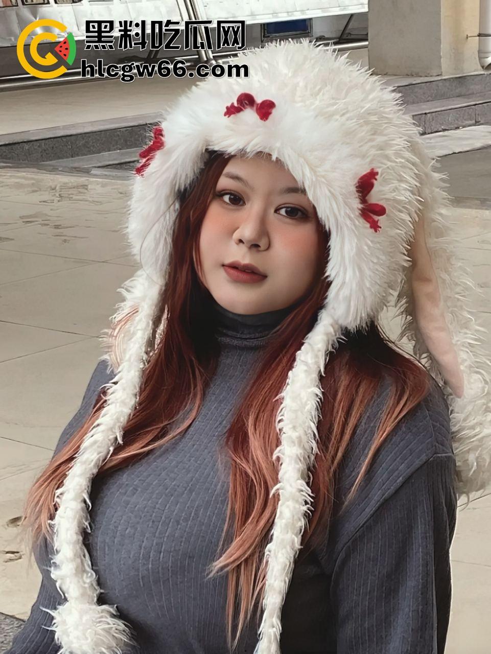 兰州服装店主【李思淼】没人追的D奶BBW,嫩得要死还饥渴得像母狗,两周就主动求同居!