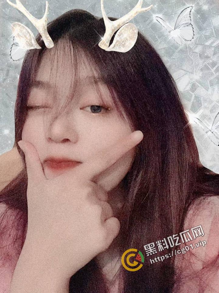 贵州维也纳酒店前台 夏心仪 时间管理大师 同时出轨领导和同事 还能勾搭客户 被爆光不雅视频！