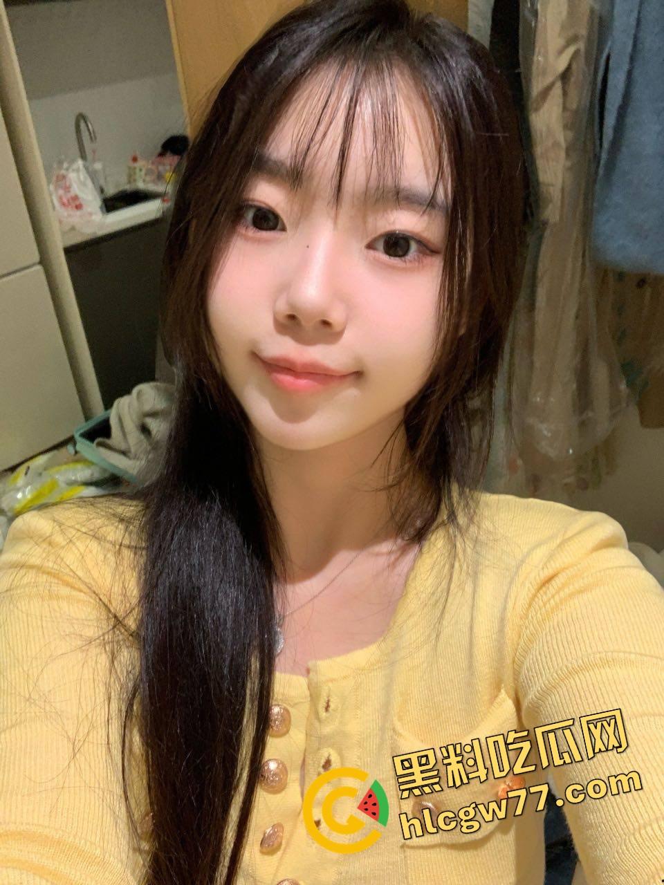 合肥『鹿鸣』反差黑料炸裂,纹身白虎肉穴自拍内射流出,纹身嫩穴配黑丝,叫得像开机启动声!